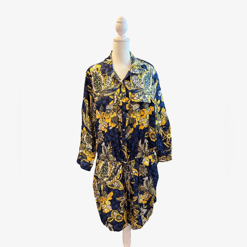 Vintage limited edition Banana Republic Romper. Worn 1 time. Timeless.